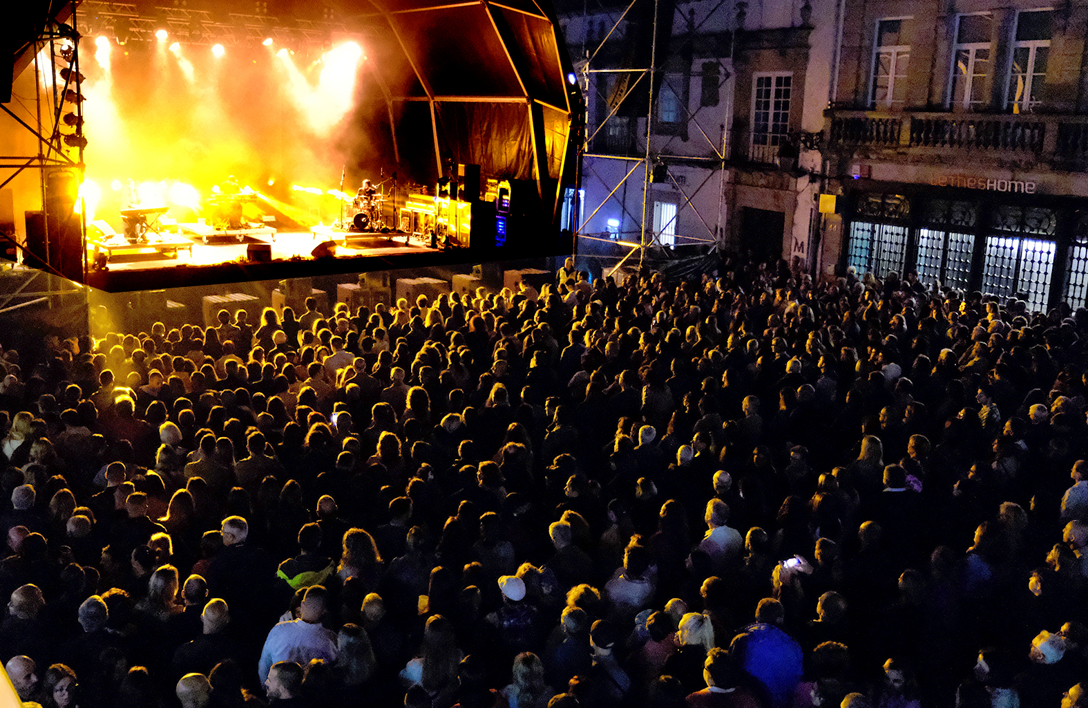 Foi assim a primeira noite do viana bate forte