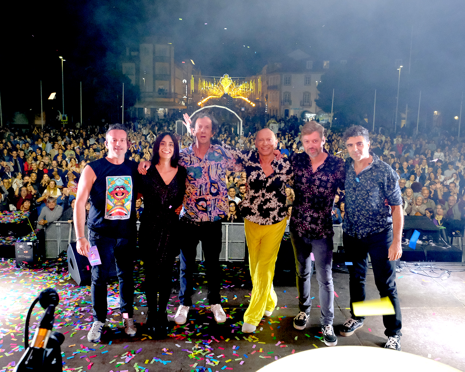 Foi assim a primeira noite do viana bate forte