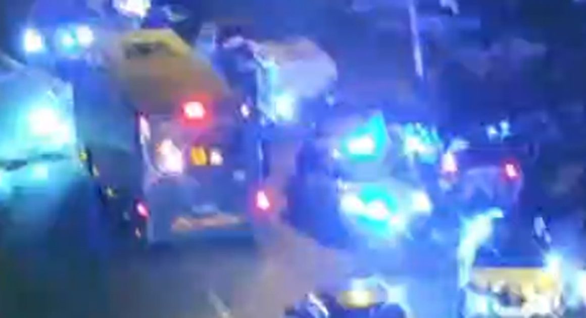 Desordem entre várias pessoas acaba com polícia agredido em braga