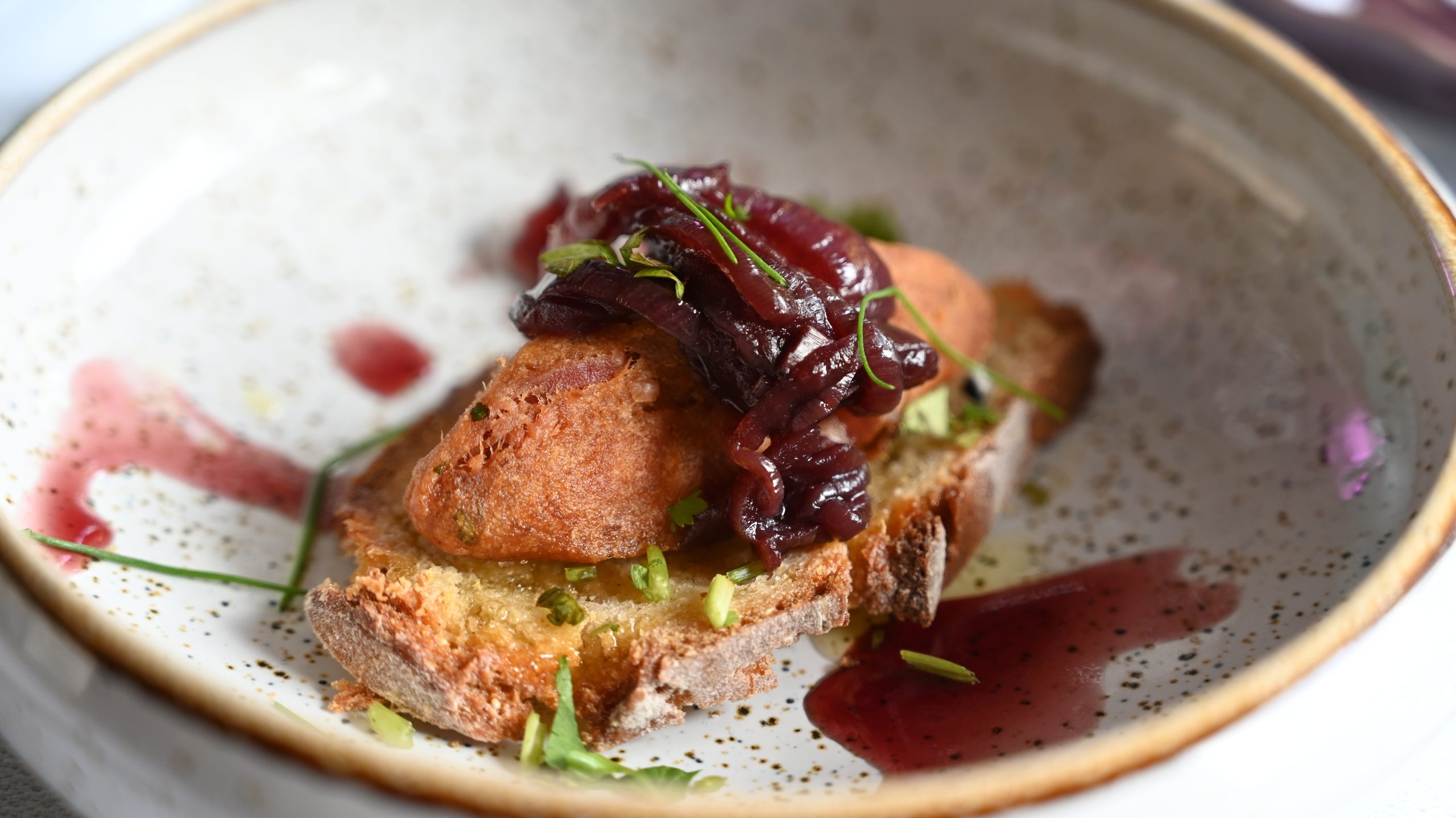 Este comboio que também é um restaurante da alta cozinha está de volta ao douro