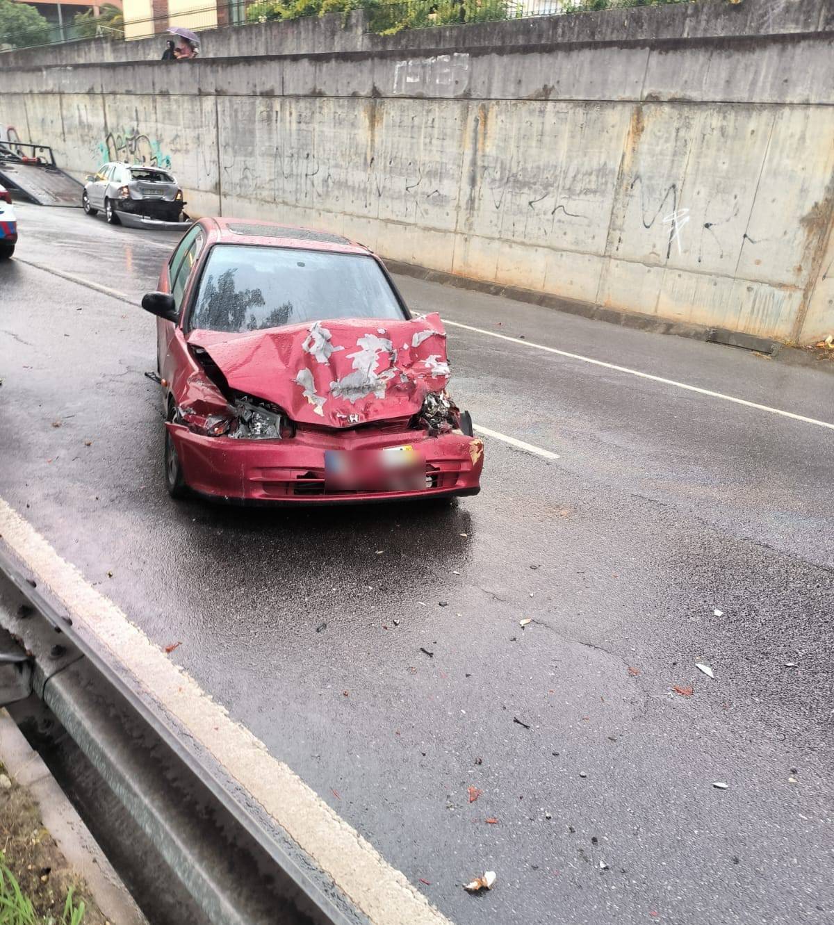 Ferido grave após violenta colisão na variante em barcelos