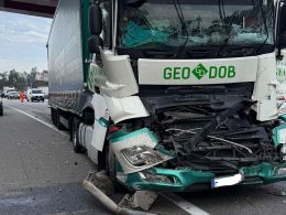 Colisão entre dois camiões provoca ferido grave na a3