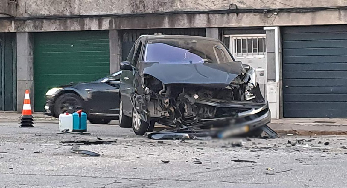 Braga: colisão em cruzamento provoca ferido