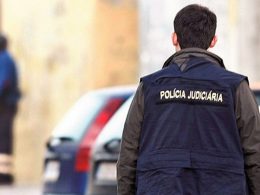 Famalicão: criança raptada pelo pai encontrada subnutrida e com feridas numa casa abandonada