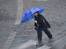 Proteção civil regista 140 ocorrências no continente à passagem da tempestade gabrielle