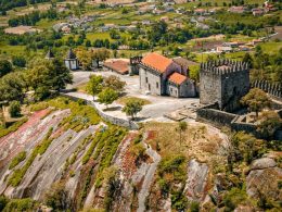 Castelo da póvoa de lanhoso já recebeu 8. 528 visitas este ano