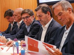 Sócios do gil vicente aprovam contas com resultado negativo de 2,18 milhões