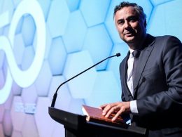 Em braga, fernando alexandre promete tornar profissão de professor mais atrativa