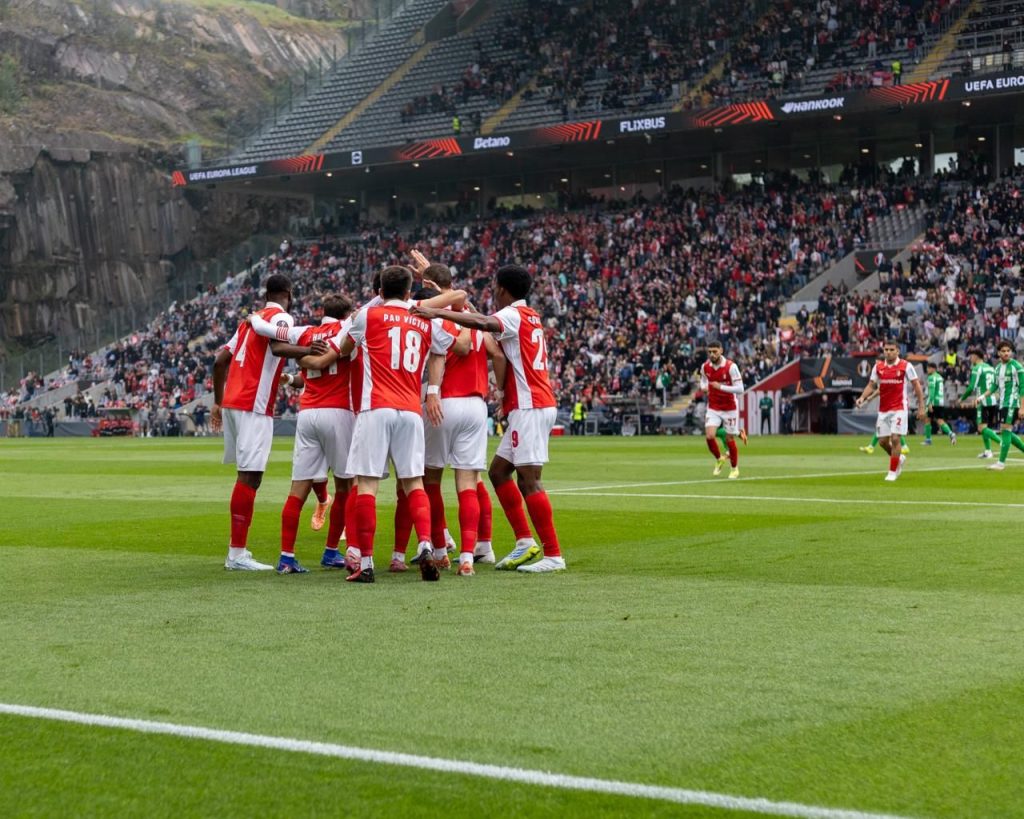 Braga empata e deixa decisão dos 'quartos' da liga europa para sevilha