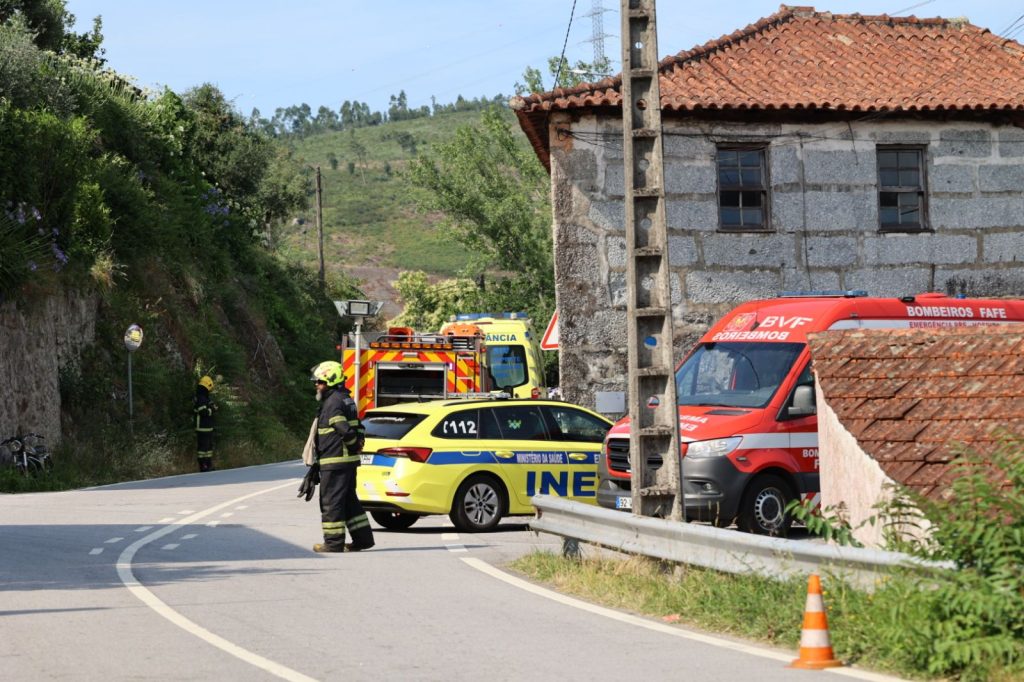 Fafe: Idoso morre após trator sofrer queda de 3 metros