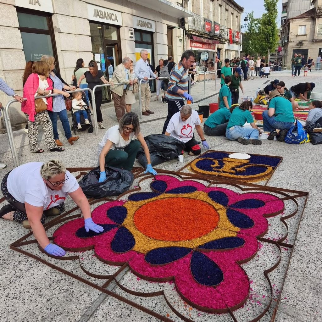 Caminha levou tapetes floridos até aos vizinhos da Galiza 4 Caminha levou tapetes floridos até aos vizinhos da Galiza
