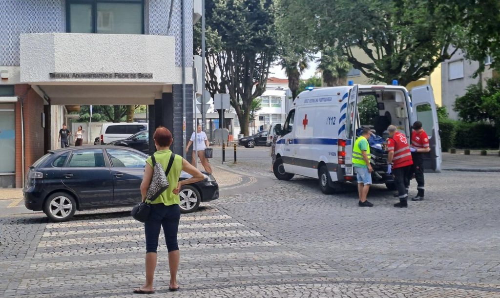 Mulher atropelada na passadeira no centro de Braga