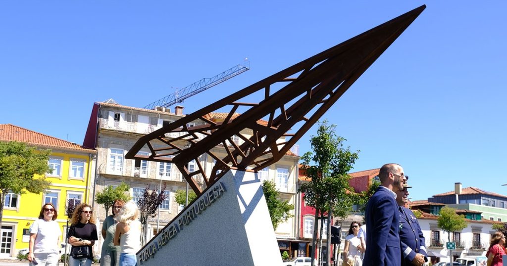 Eis o novo monumento da força aérea em viana do castelo