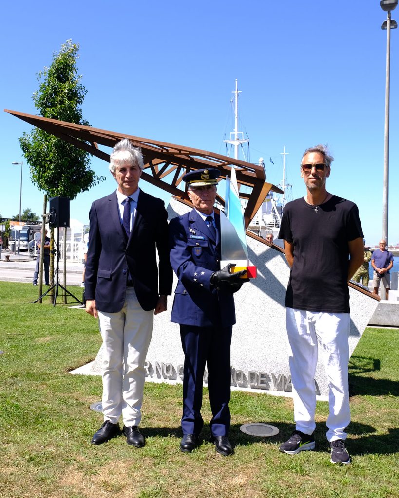 Eis o novo monumento da força aérea em viana do castelo