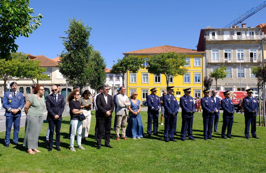 Eis o novo monumento da força aérea em viana do castelo